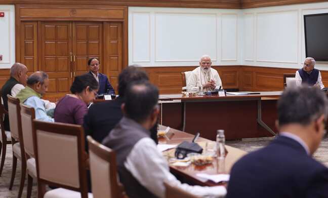 PM Modi holds meeting with Economic Advisory Council