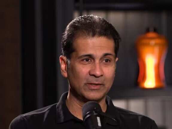 Rajiv Bajaj to step down from Bajaj Finserv board