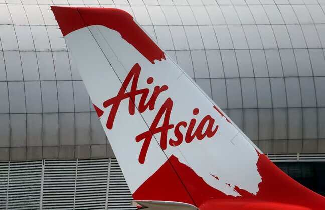 Malaysia's AirAsia X lowers fares by 5% as jet fuel prices fall