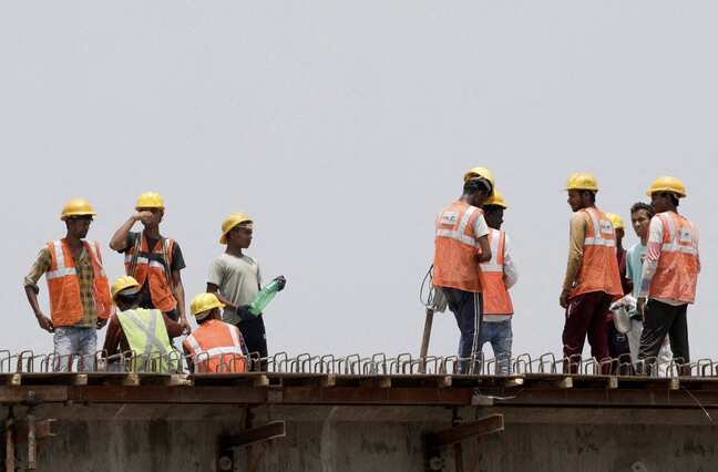 Hundreds of Indian, B'deshi workers accuse Singapore firms of unpaid wages