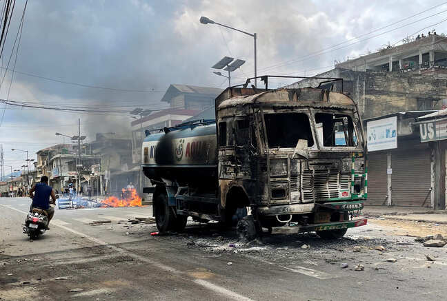 Rice prices hit ₹4,000/50 kg, LPG hits ₹5,000/cylinder amid blockade in Manipur: Report