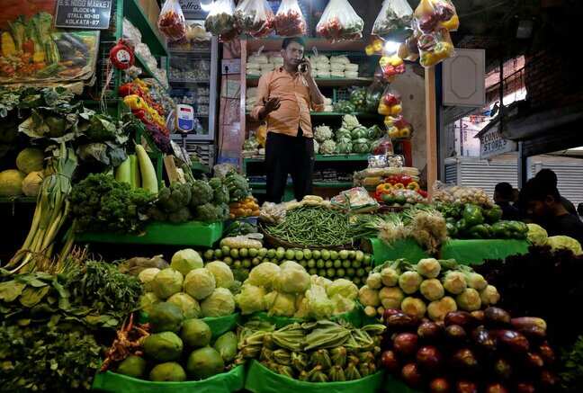 Inflation to stay contained in coming months as prices of crude oil, urea ease: Govt