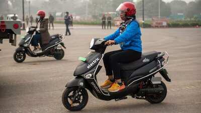 2-wheelers pose bigger challenge for Delhi EV policy: Crisil Ratings