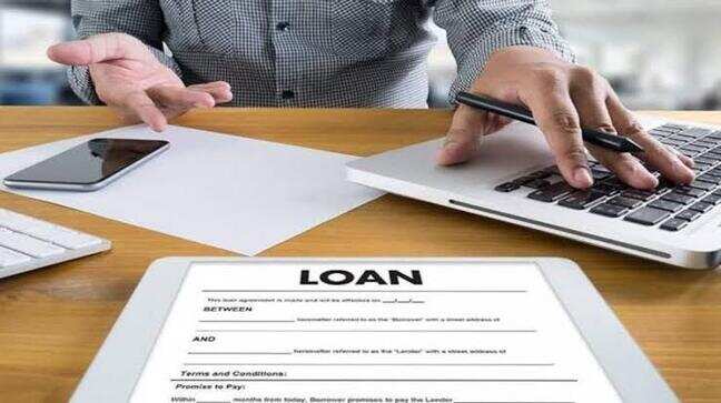 Can banks block a person’s phone number over a loan default?