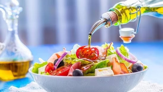 Nutritionist shares everyday foods and drinks that harm people