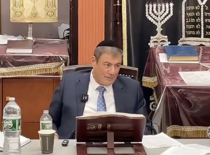 Jewish religious leader's ‘Hindus lick cow urine' racist remark sparks row; Palestinian envoy reacts