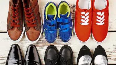 What happens to the feet when a person wears shoes all day?