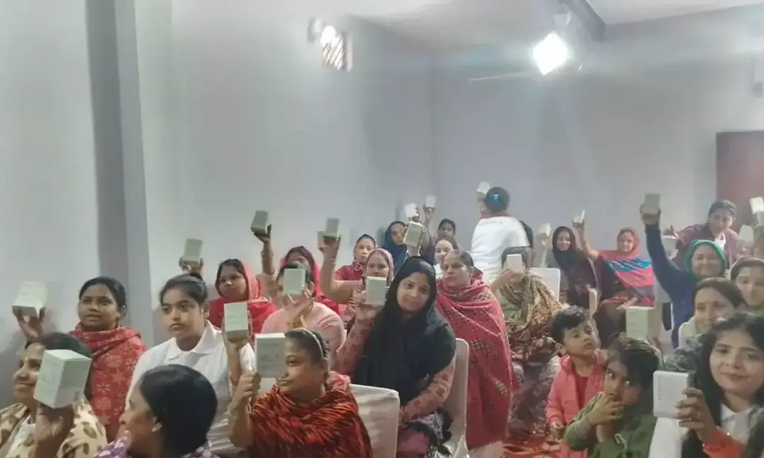 Delhi menstrual workshop empowers 100+ underprivileged women