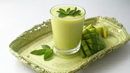 What are the benefits of drinking Aam Panna?