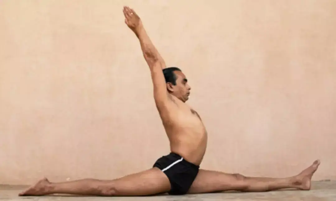 Hanumanasana: Yoga pose to ease leg and hip stiffness
