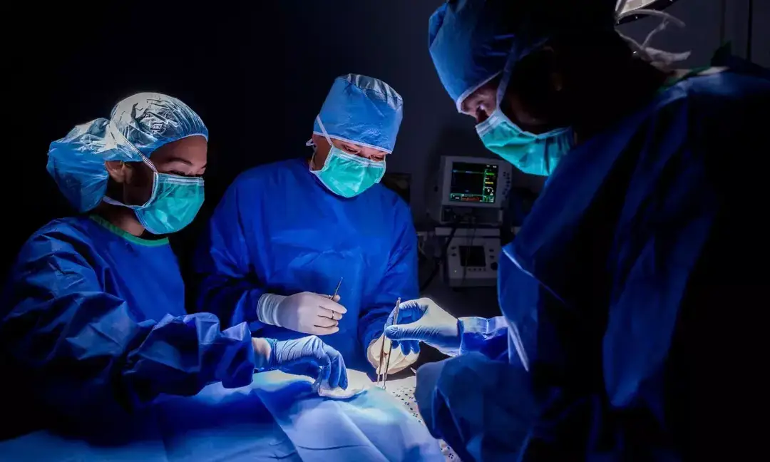 20 cm pelvic tumour removed after 12-hr surgery