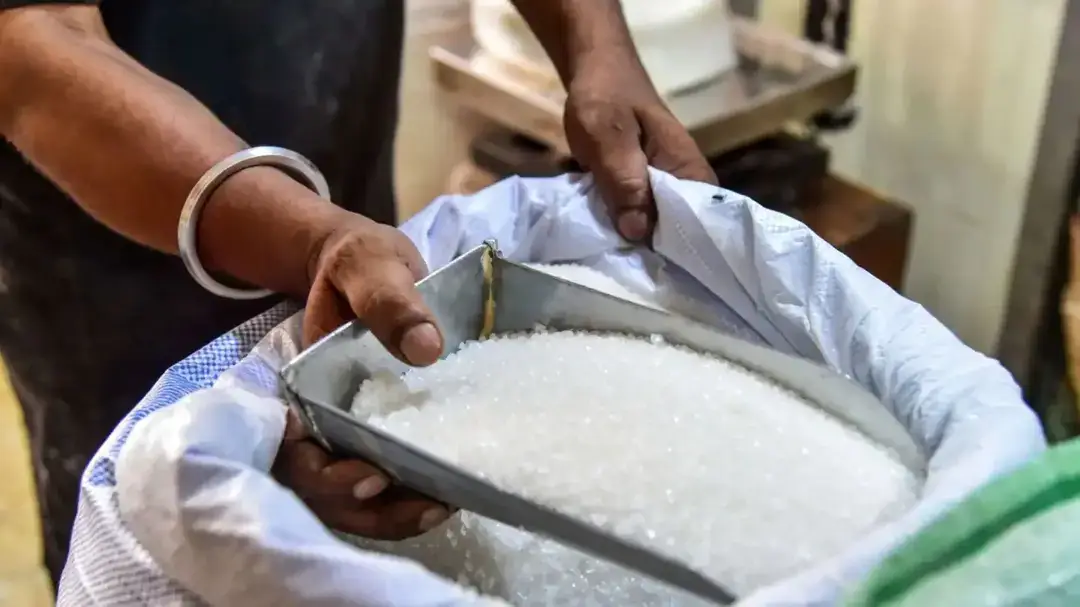 Hoarding Video India caps sugar dealer stock to curb festival hoarding