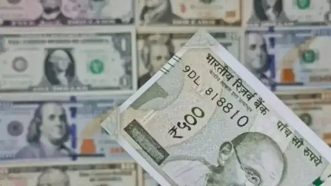 RBI revives currency swap window, to offer 6% returns on dollar deposits